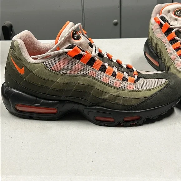 Air max 95 olive - Picture 4 of 8